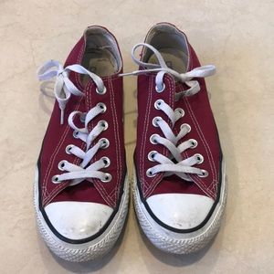 Burgundy converse